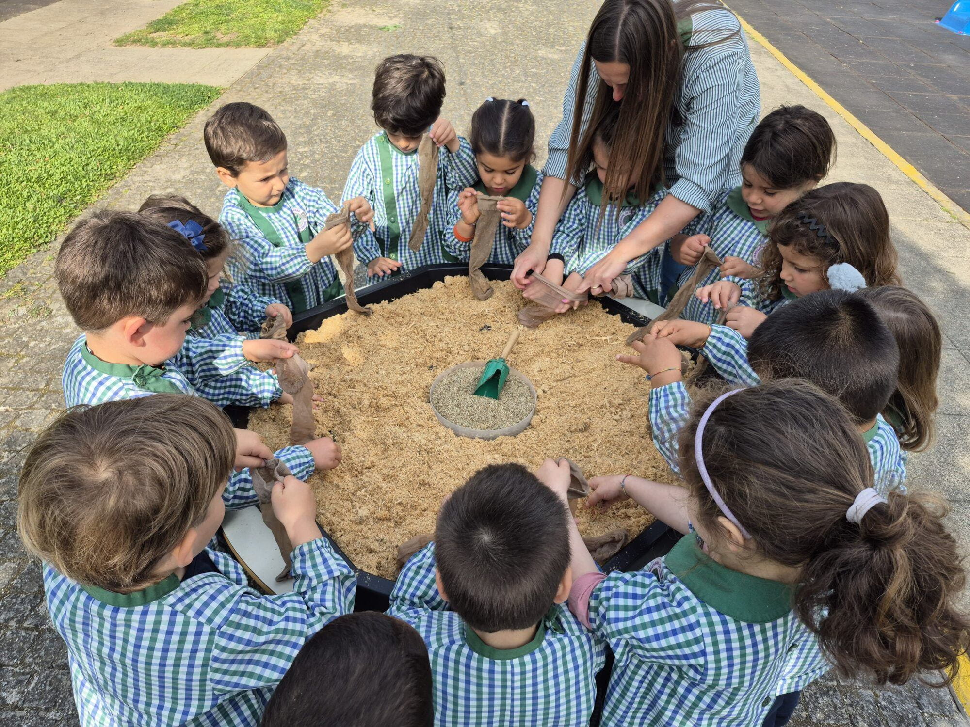 As crianças do CSPR desfrutaram de um dia de aulas ao ar livre!
