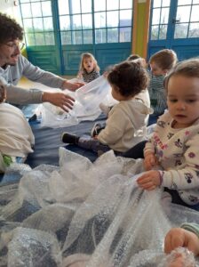 Atividade musical na creche - SimSom!