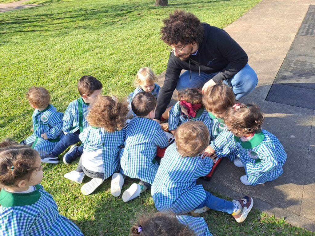 Atividade musical na creche - SimSom!