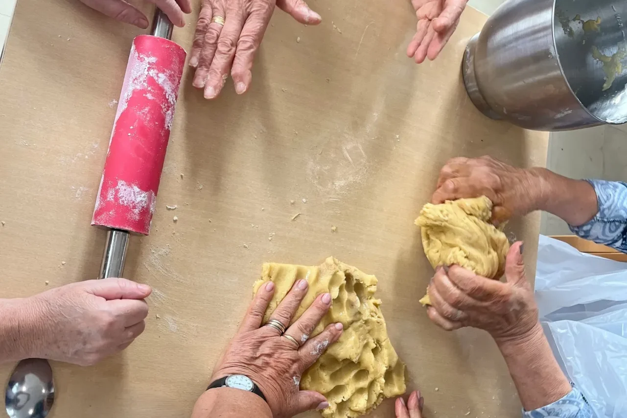 Atividade Intergeracional - Pão por Deus