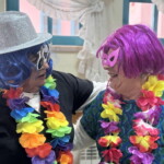 Idosos fantasiados do CSPR a divirtirem-se no Carnaval de 2025