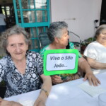Idosos do Centro de Dia a festejar os Santos Populares
